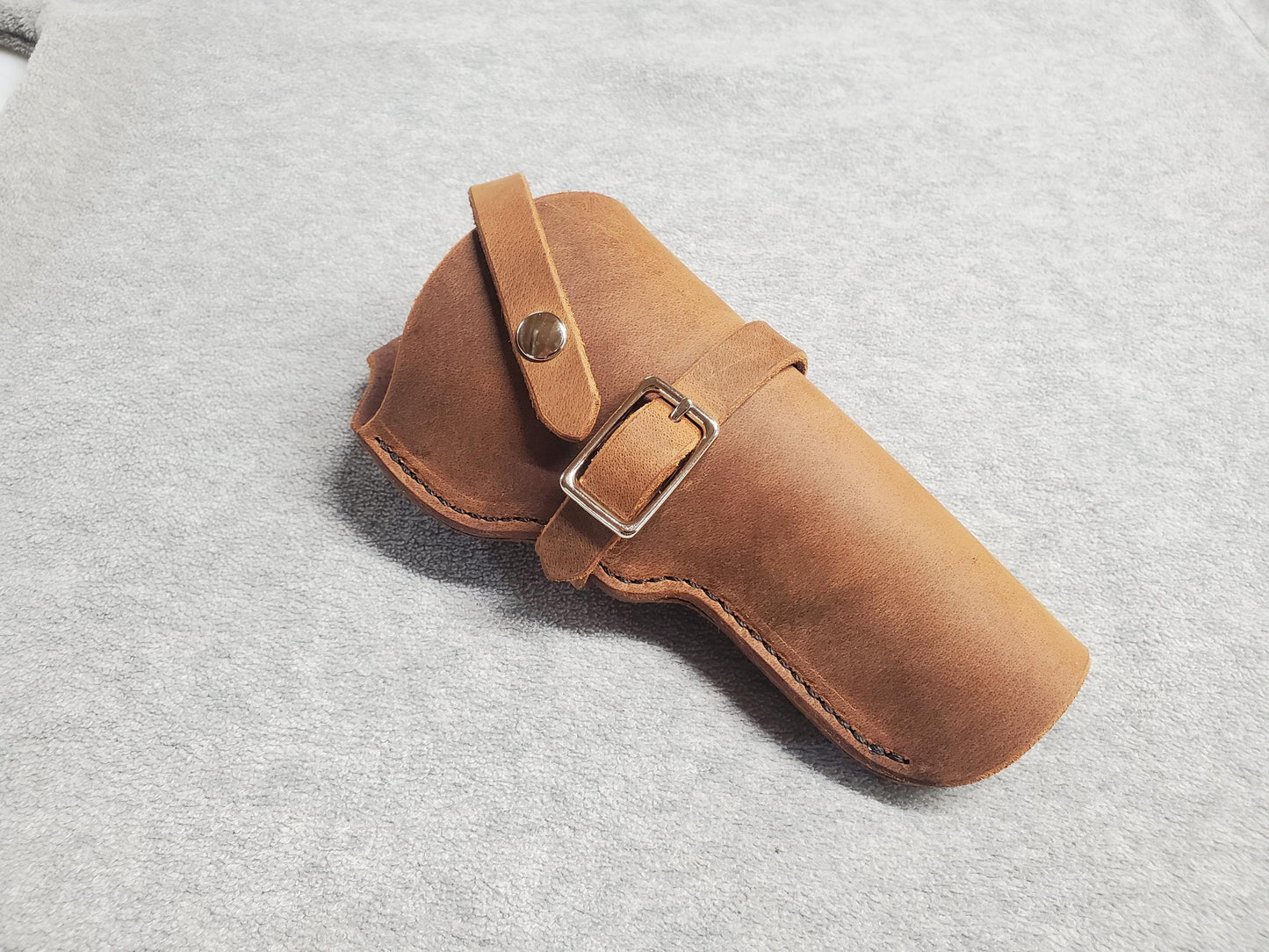 Ruger SP101 Leather Holster, with snap strap and barrel strap - Made in USA