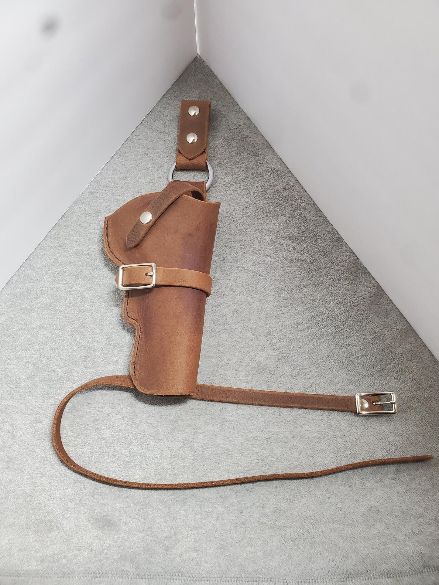 Crazy Horse Leather Drop-Holster: Leg & Barrel Straps, Right-Hand Draw