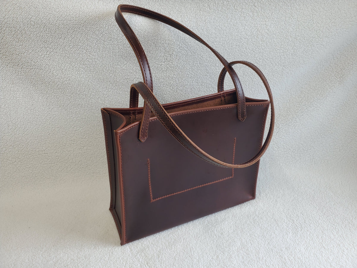 Tote Bag | Oil-tanned Leather | Structured Design