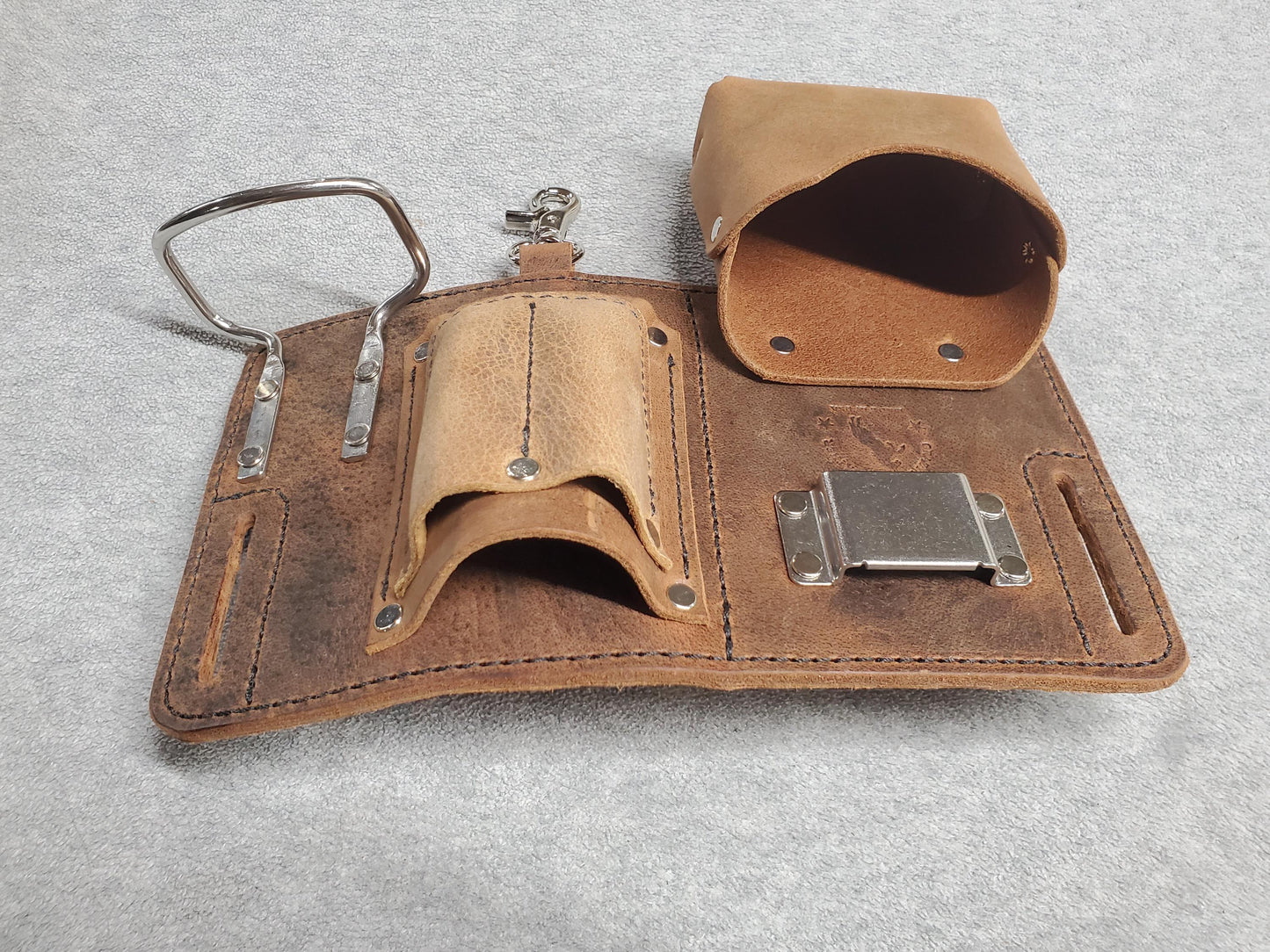 Deluxe Foreman's Tool Pouch - with heavy duty clip and hammer loop - Made in USA!