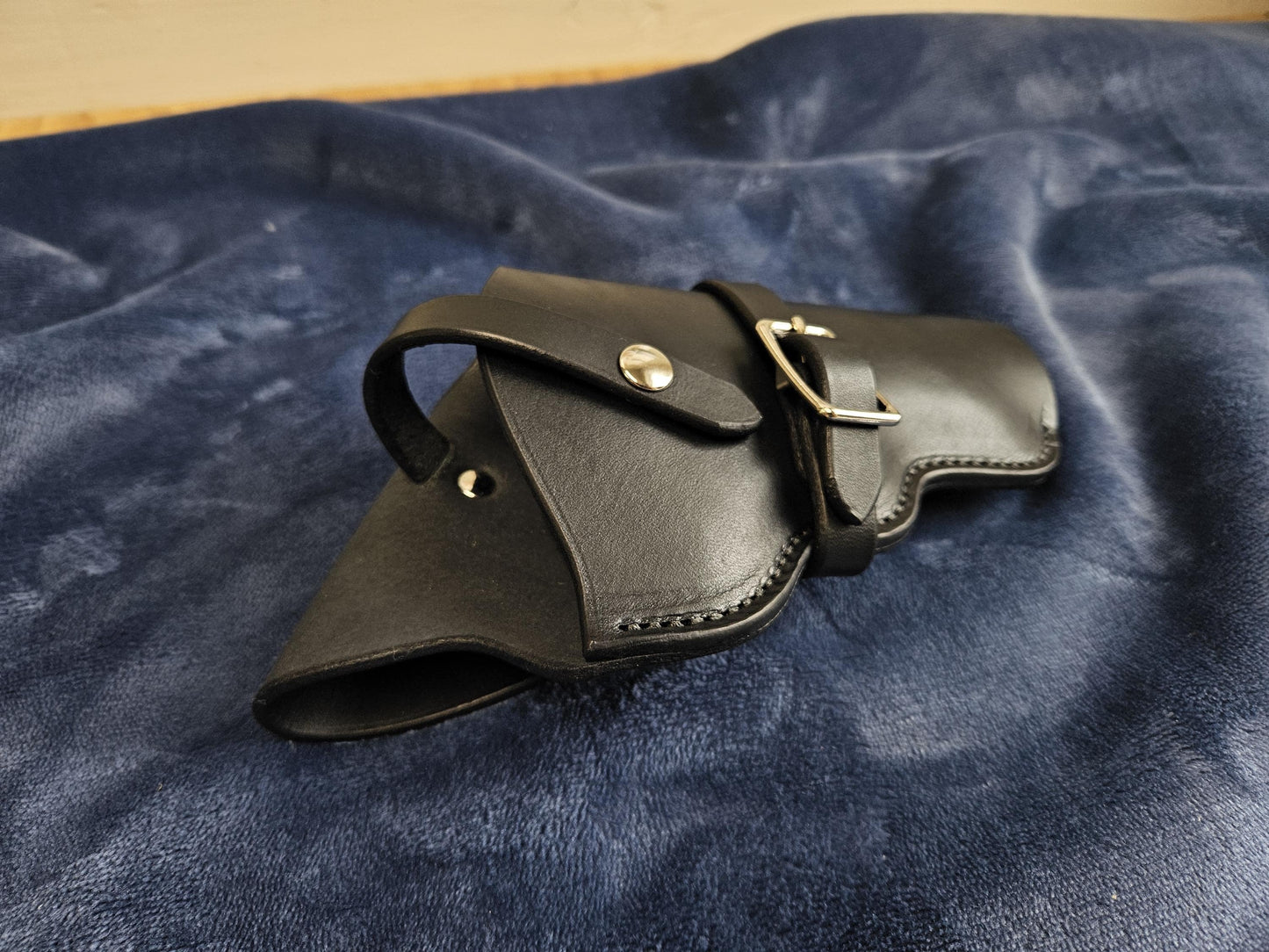 Cross-Draw Black Leather Holster | barrel strap with buckle | holding strap with snap